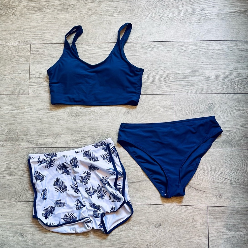 Like New! Teen Blue Bikini Set with White Leaf Print Shorts